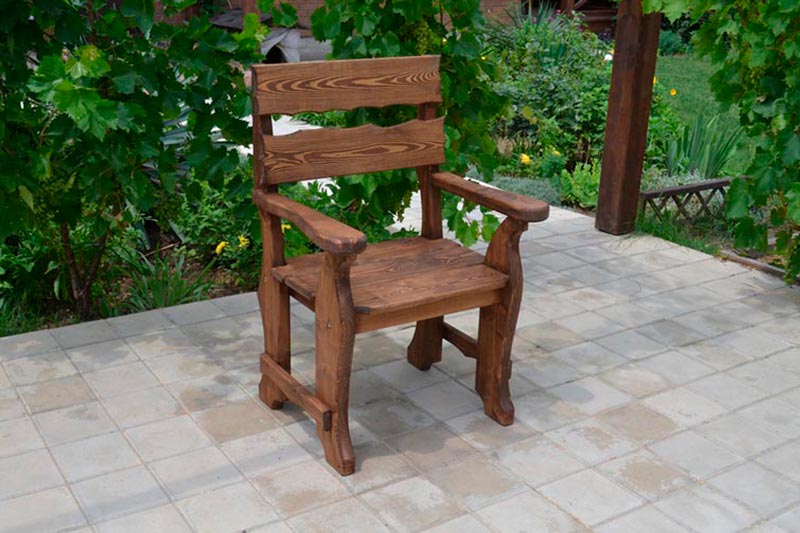 Садовый стул из дерева своими руками: как сделать и чем покрыть?
